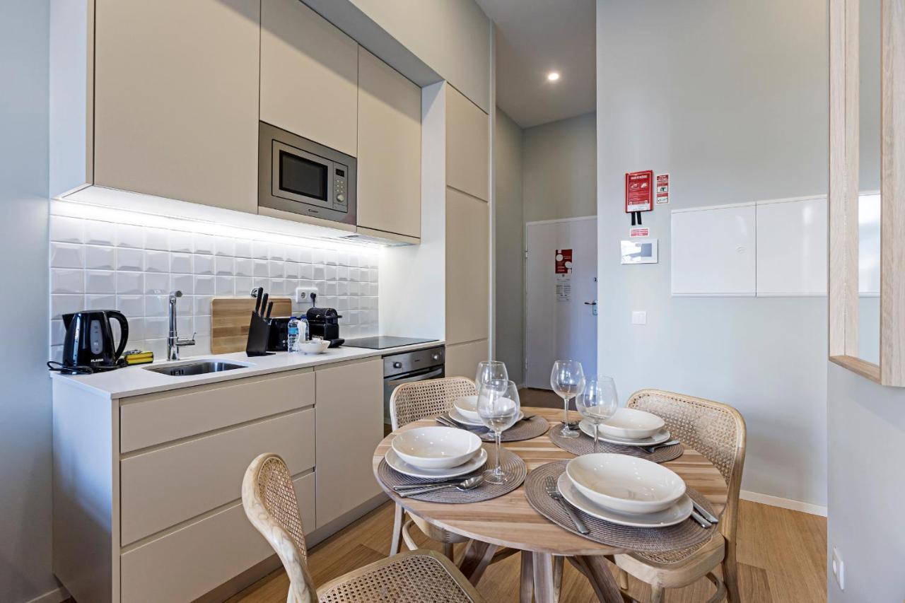 31 Janeiro 157 - Stylish 1Br W/ Ac & Balcony By Lovelystay Porto Exterior foto